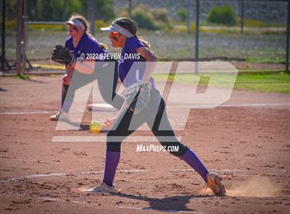 Thumbnail 1 in North Canyon @ Williams Field photogallery.