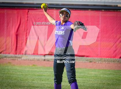 Thumbnail 1 in North Canyon @ Williams Field photogallery.