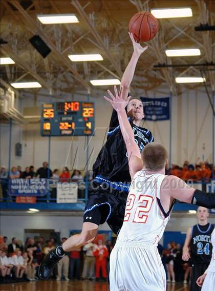 Thumbnail 3 in Grayson County vs Muhlenberg North (KHSAA 3rd Region Final) photogallery.