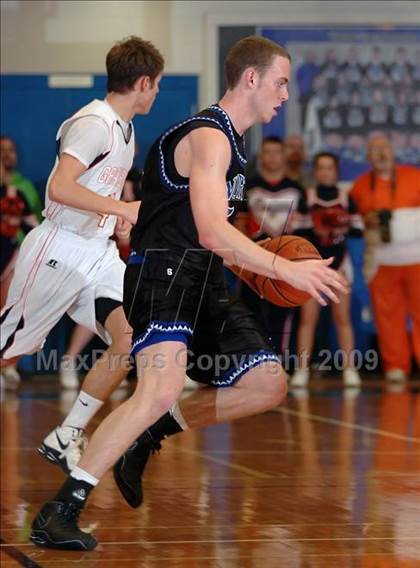 Thumbnail 3 in Grayson County vs Muhlenberg North (KHSAA 3rd Region Final) photogallery.