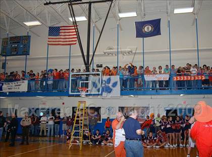 Thumbnail 1 in Grayson County vs Muhlenberg North (KHSAA 3rd Region Final) photogallery.