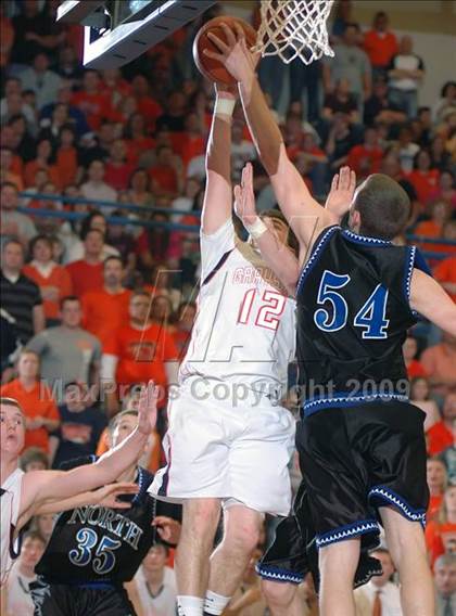 Thumbnail 3 in Grayson County vs Muhlenberg North (KHSAA 3rd Region Final) photogallery.