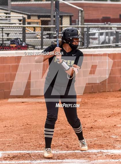 Thumbnail 3 in Foster vs. Austin photogallery.