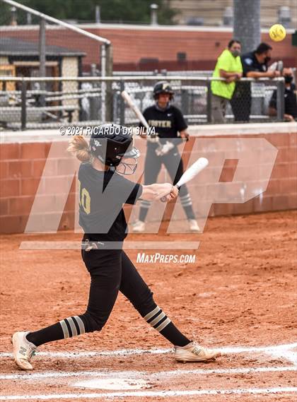 Thumbnail 3 in Foster vs. Austin photogallery.