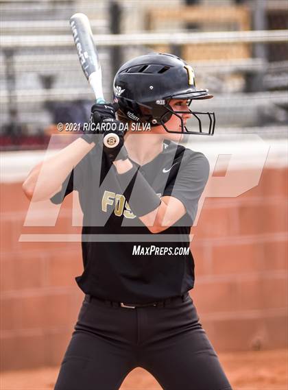 Thumbnail 2 in Foster vs. Austin photogallery.