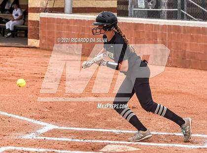 Thumbnail 1 in Foster vs. Austin photogallery.