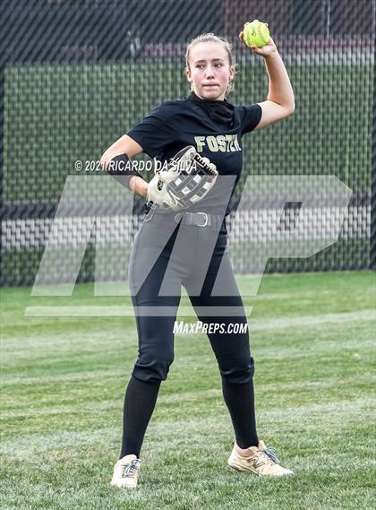 Thumbnail 2 in Foster vs. Austin photogallery.