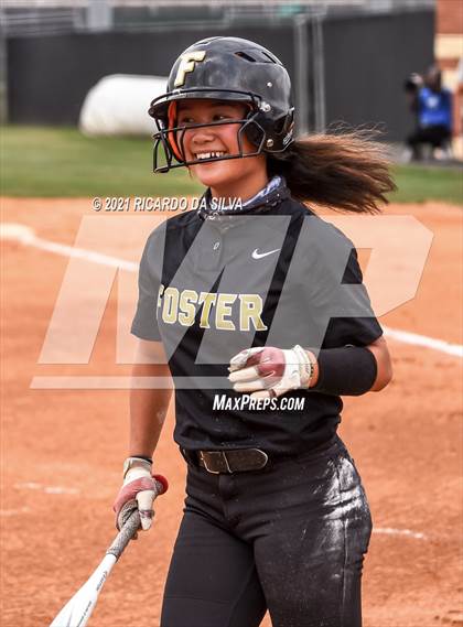 Thumbnail 3 in Foster vs. Austin photogallery.