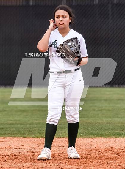 Thumbnail 3 in Foster vs. Austin photogallery.