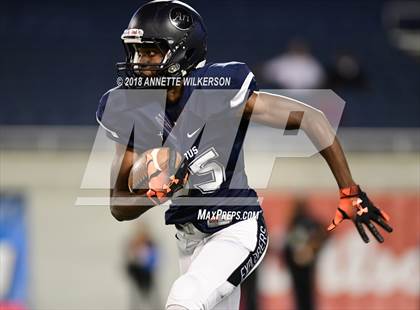 Thumbnail 1 in Mandarin vs. Columbus (FHSAA 8A State Championship) photogallery.