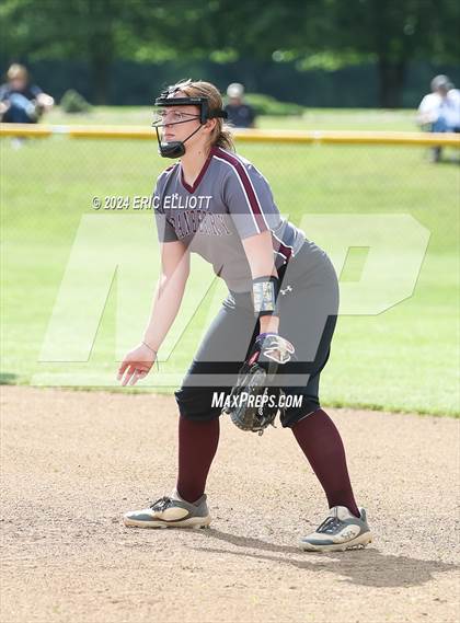 Thumbnail 3 in Laurel vs Cranberry Area (PIAA 2A 1st Rd) photogallery.