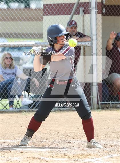 Thumbnail 2 in Laurel vs Cranberry Area (PIAA 2A 1st Rd) photogallery.