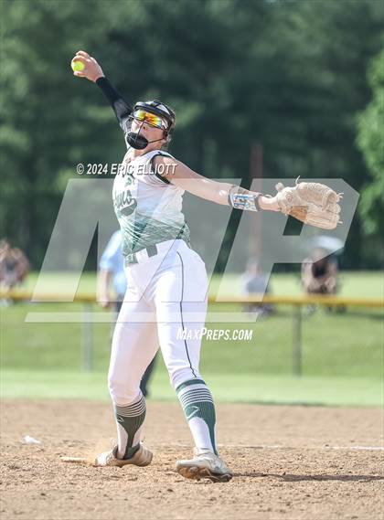 Thumbnail 1 in Laurel vs Cranberry Area (PIAA 2A 1st Rd) photogallery.