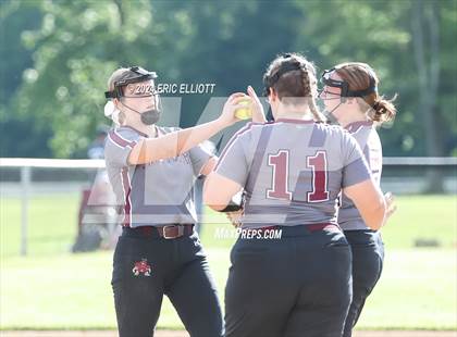 Thumbnail 3 in Laurel vs Cranberry Area (PIAA 2A 1st Rd) photogallery.