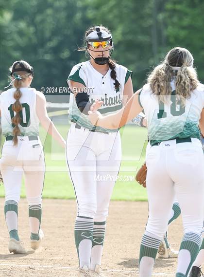 Thumbnail 2 in Laurel vs Cranberry Area (PIAA 2A 1st Rd) photogallery.