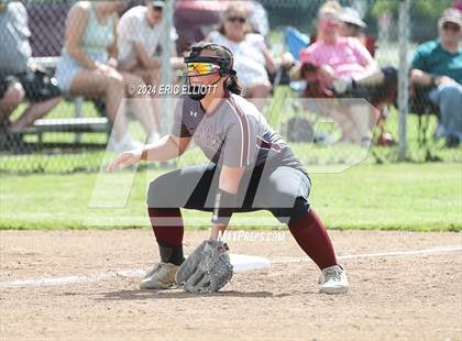 Thumbnail 1 in Laurel vs Cranberry Area (PIAA 2A 1st Rd) photogallery.