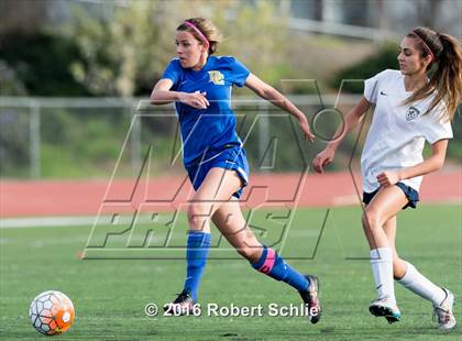 Thumbnail 3 in Del Campo @ Oak Ridge photogallery.