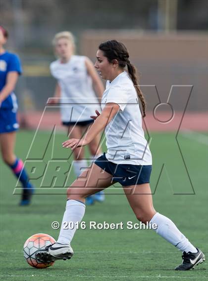 Thumbnail 1 in Del Campo @ Oak Ridge photogallery.