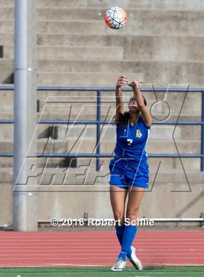 Thumbnail 3 in Del Campo @ Oak Ridge photogallery.
