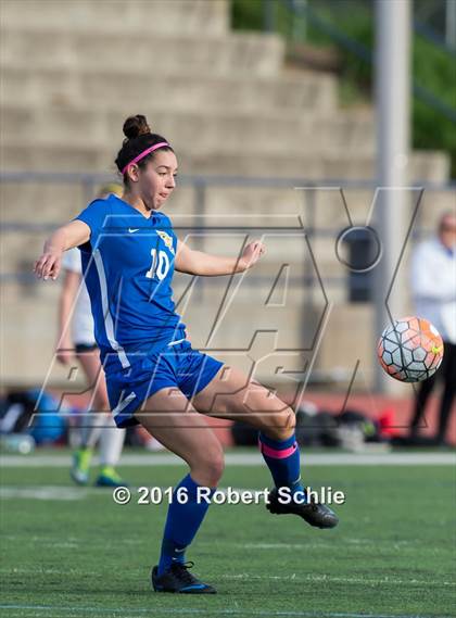 Thumbnail 1 in Del Campo @ Oak Ridge photogallery.