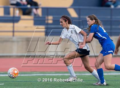 Thumbnail 3 in Del Campo @ Oak Ridge photogallery.