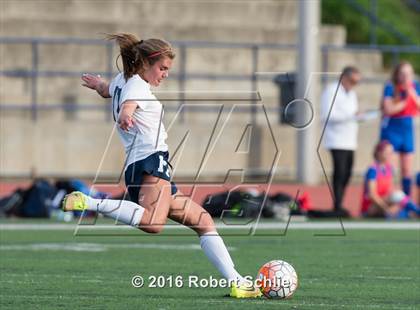 Thumbnail 3 in Del Campo @ Oak Ridge photogallery.