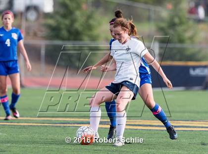 Thumbnail 2 in Del Campo @ Oak Ridge photogallery.