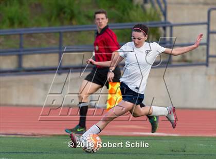 Thumbnail 3 in Del Campo @ Oak Ridge photogallery.
