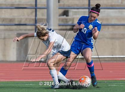 Thumbnail 2 in Del Campo @ Oak Ridge photogallery.