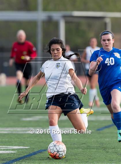 Thumbnail 3 in Del Campo @ Oak Ridge photogallery.