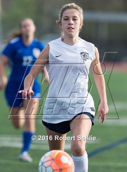 Thumbnail 1 in Del Campo @ Oak Ridge photogallery.