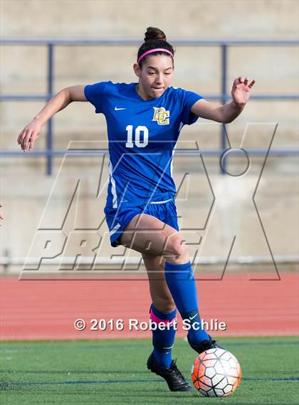 Thumbnail 3 in Del Campo @ Oak Ridge photogallery.