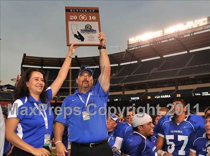 Thumbnail 1 in Tustin vs. La Habra (CIF SS Southwest Division Final) photogallery.