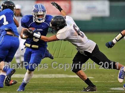 Thumbnail 1 in Tustin vs. La Habra (CIF SS Southwest Division Final) photogallery.