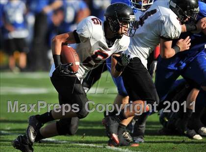 Thumbnail 1 in Tustin vs. La Habra (CIF SS Southwest Division Final) photogallery.