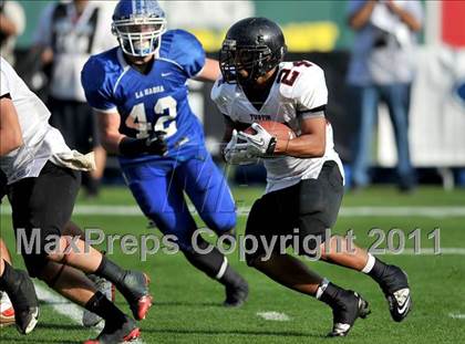 Thumbnail 3 in Tustin vs. La Habra (CIF SS Southwest Division Final) photogallery.