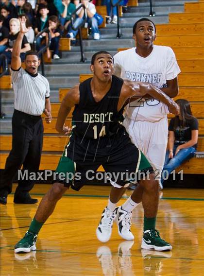Thumbnail 2 in DeSoto vs Berkner (McDonald's Texas Invitational) photogallery.