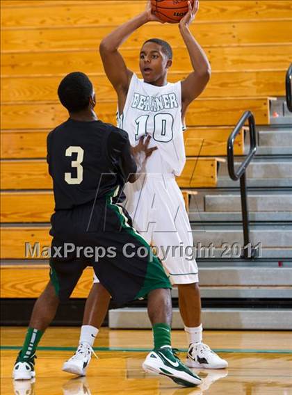 Thumbnail 2 in DeSoto vs Berkner (McDonald's Texas Invitational) photogallery.