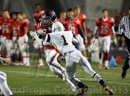 Thumbnail 2 in Boyd vs McKinney photogallery.