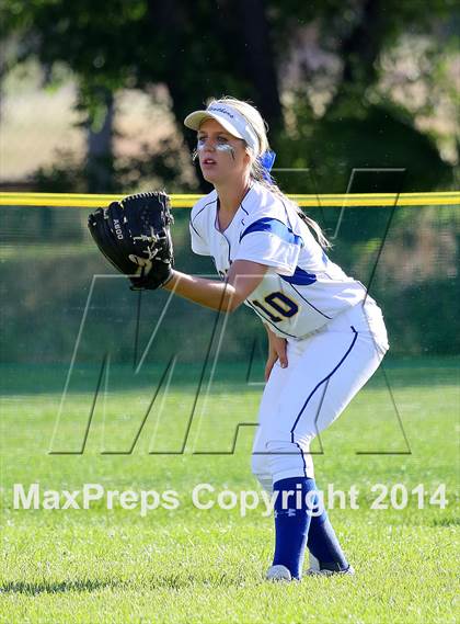 Thumbnail 2 in Benicia vs Del Campo (CIF SJS D2 Final - Game 1) photogallery.