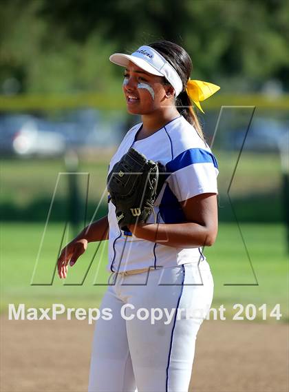 Thumbnail 3 in Benicia vs Del Campo (CIF SJS D2 Final - Game 1) photogallery.