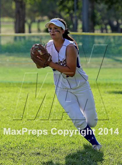 Thumbnail 3 in Benicia vs Del Campo (CIF SJS D2 Final - Game 1) photogallery.