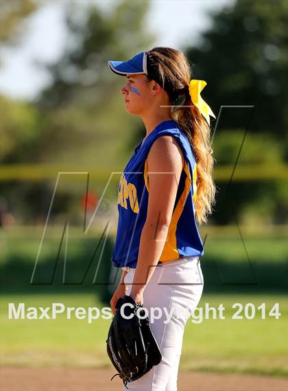 Thumbnail 3 in Benicia vs Del Campo (CIF SJS D2 Final - Game 1) photogallery.