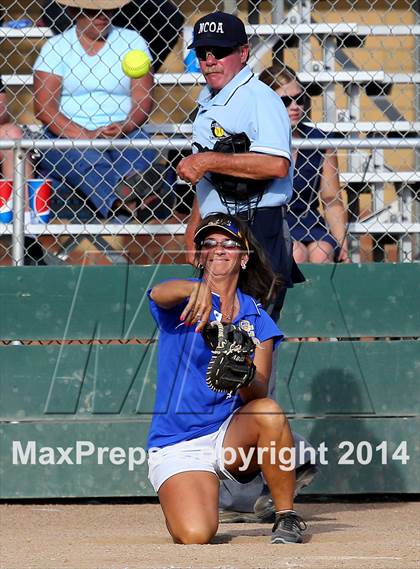 Thumbnail 1 in Benicia vs Del Campo (CIF SJS D2 Final - Game 1) photogallery.