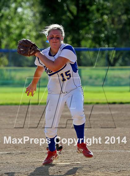 Thumbnail 3 in Benicia vs Del Campo (CIF SJS D2 Final - Game 1) photogallery.