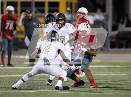 Thumbnail 1 in The Colony @ Creekview photogallery.