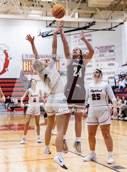 Thumbnail 3 in Robinson @ Highland (Highland Optimist Shootout) photogallery.