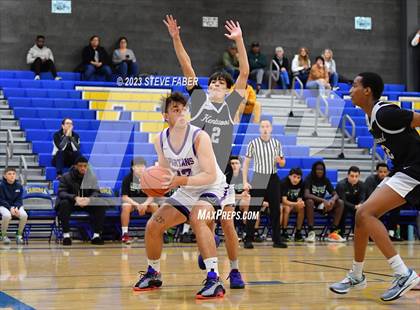 Thumbnail 3 in Sumner @ Kentwood photogallery.