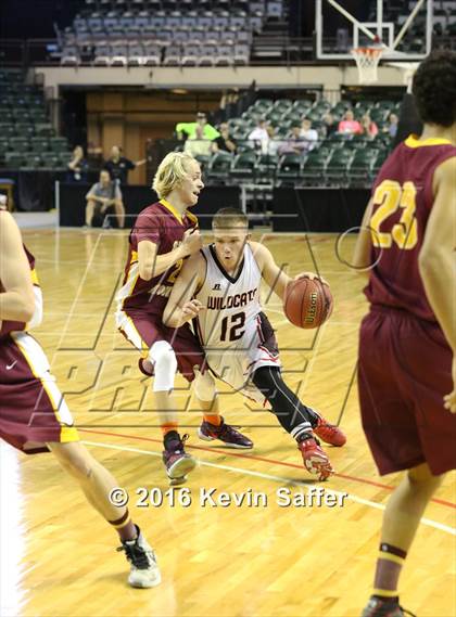 Thumbnail 3 in Shining Mountain vs. Holly (CHSAA 1A Semifinal) photogallery.