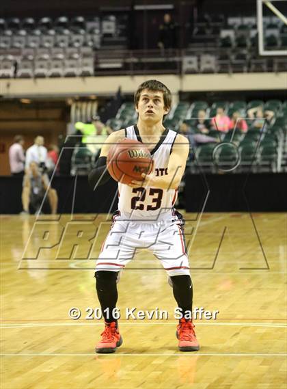 Thumbnail 3 in Shining Mountain vs. Holly (CHSAA 1A Semifinal) photogallery.